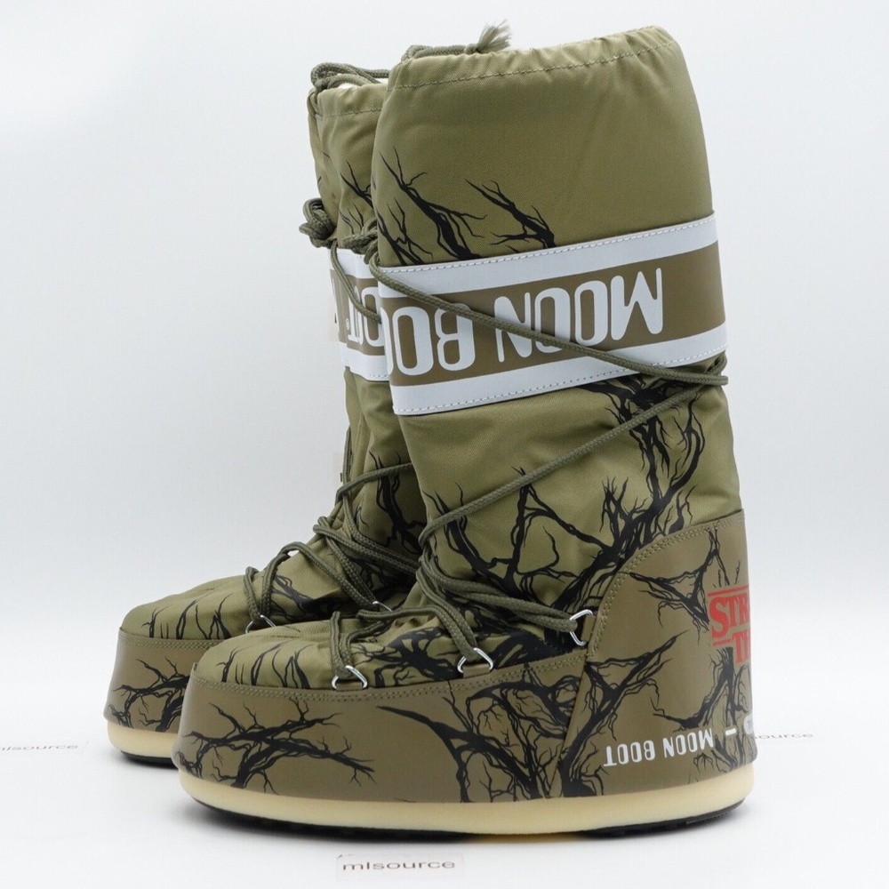 NEW MOON BOOT Icon X Stranger Things Vines Boot